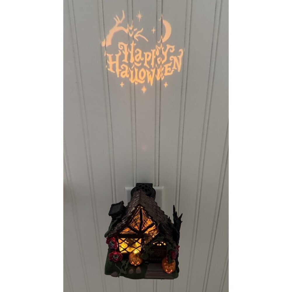 Bath & Body Works Witches Cottage Nightlight Projector Wallflower Plug-In - Picture 8 of 10